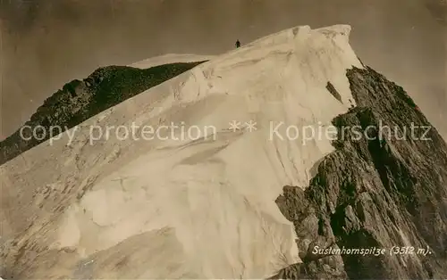 AK / Ansichtskarte Sustenhornspitze_3512m_BE Gipfelblick 
