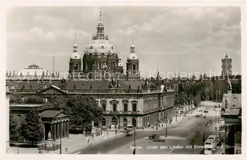 AK / Ansichtskarte  Berlin Unter den Linden mit Ehrenmal und Dom Berlin