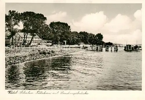 AK / Ansichtskarte  Schulau_Wedel Faehrhaus mit Landungsbruecke Schulau_Wedel