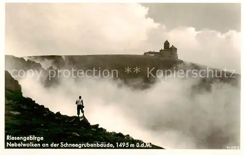 AK / Ansichtskarte  Riesengebirge_Schlesischer_Teil Nebelwolken an der Schneegrubenbaude 