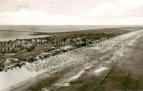 AK / Ansichtskarte  Juist_Nordseebad Strand Fliegeraufnahme Juist_Nordseebad