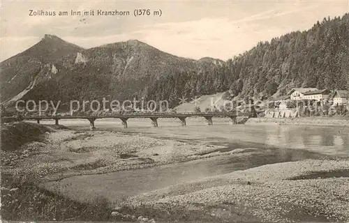 AK / Ansichtskarte 73810943 Zollhaus_Inn_Insbruck_Tirol_AT Uferpartie am Fluss Blick gegen Kranzhorn 
