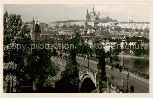 AK / Ansichtskarte 73811292 Praha_Prahy_Prague Karlsbruecke mit Hradschin Praha_Prahy_Prague