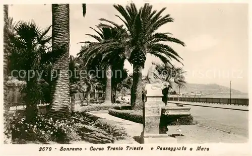 AK / Ansichtskarte Sanremo_IT Coreo Trento Trieste e Passeggiata a Mare 