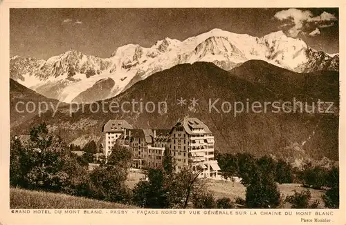 AK / Ansichtskarte Passy_Bonneville_74_Haute Savoie Grand Hotel du Mont Blanc Facade Nord et vue generale sur la Chaine du Mont Blanc 