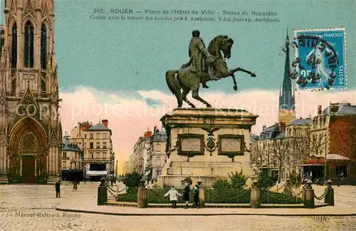 AK / Ansichtskarte Rouen_76 Place de lHotel de Ville Statue de Napoleon 
