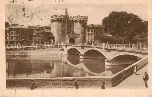 AK / Ansichtskarte Verdun__55_Meuse La Porte et la Pont Chaussee  