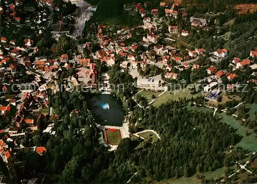 AK / Ansichtskarte  Braunlage Kurviertel und Kunsteisstadion Fliegeraufnahme Braunlage