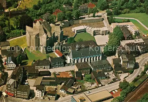 AK / Ansichtskarte  Neviges_Velbert Neue Wallfahrtskirhe mit Pilgerzentrum Fliegeraufnahme Neviges Velbert