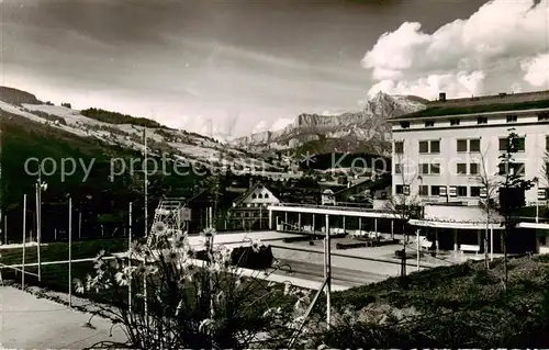 AK / Ansichtskarte Megeve_74_Haute Savoie La piscine du Sporting lHotel La Residence et les Aiguilles de Varens 