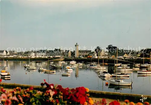 AK / Ansichtskarte Roscoff Vue generale sur le fond du port Roscoff