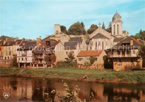 AK / Ansichtskarte Montignac_Dordogne Le Chateau Eglise et les vieilles maisons au bord de la Vezere Montignac Dordogne