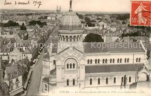 AK / Ansichtskarte Tours_37 La Basilique Saint Martin la Ville et la Cathedrale 