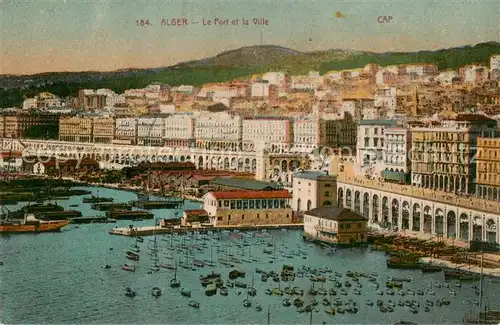 AK / Ansichtskarte 73815268 Alger_Algerien Le Port et la Ville Alger Algerien
