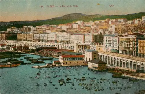 AK / Ansichtskarte  Alger_Algerien Le Port et la Ville Alger Algerien