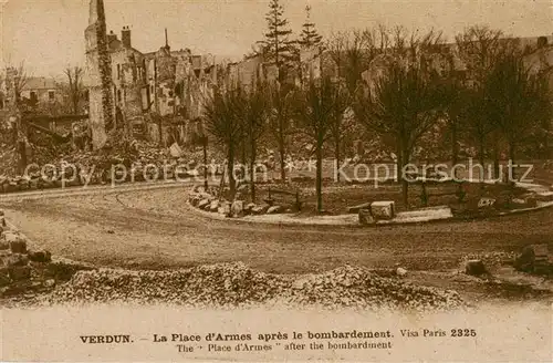 AK / Ansichtskarte Verdun__55_Meuse La Place dArmes apres le bombardement 