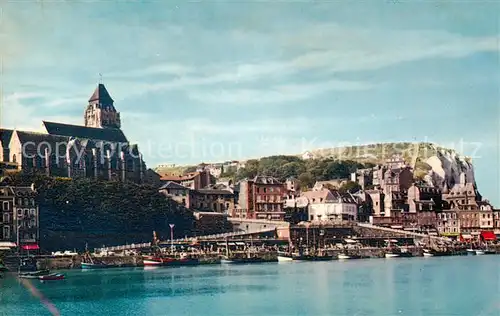 AK / Ansichtskarte Le_Treport_76 Eglise Saint Jacques et vue generale du port 
