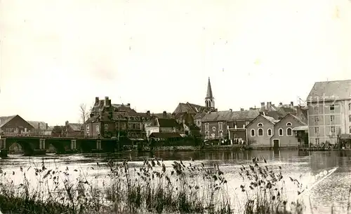AK / Ansichtskarte La_Suze sur Sarthe Bords de la Sarthe La_Suze sur Sarthe