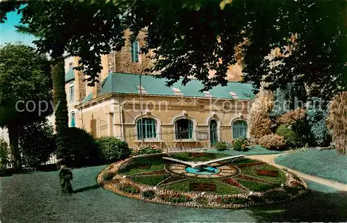 AK / Ansichtskarte Le_Mans_Sarthe Horloge florale Le_Mans_Sarthe