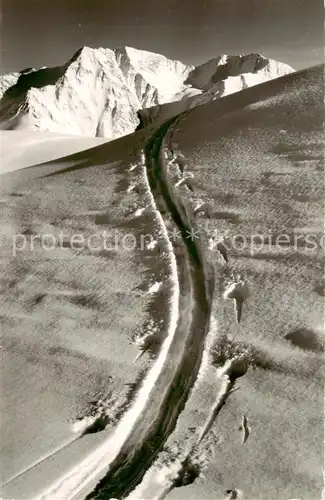 AK / Ansichtskarte  Riederfurka_Hohfluh_VS Skispur mit Bettlihorn 