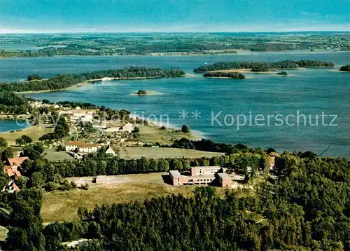 AK / Ansichtskarte 73815871 Koppelsberg am Gr Ploener See Jugendheim Landvolk Hochschule und Jugendherberge Ploen Fliegeraufnahme Koppelsberg