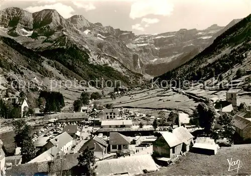 AK / Ansichtskarte  Gavarnie-Region_65_Hautes-Pyrenees Le Village et le Cirque 