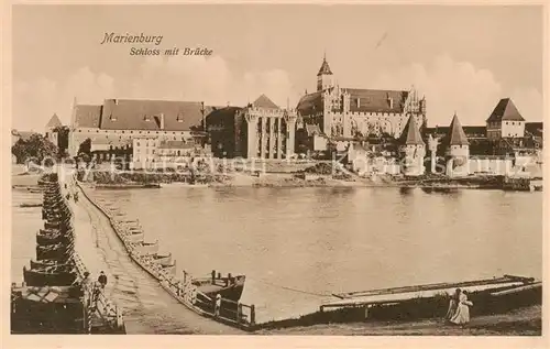AK / Ansichtskarte 73816850 Marienburg__Westpreussen_Malbork_PL Schloss mit Bruecke 