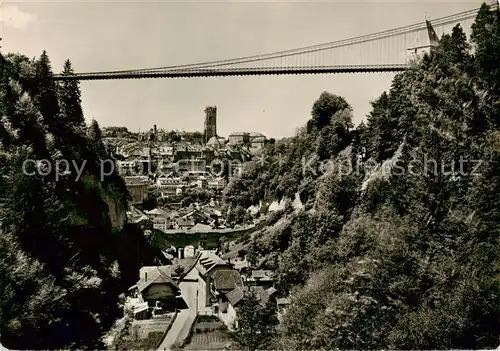 AK / Ansichtskarte Fribourg_FR Vue partielle et pont suspendu Fribourg FR