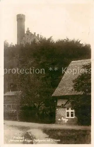 AK / Ansichtskarte  Lietzow__Ruegen Freibad Dorfpartie mit Schloss 