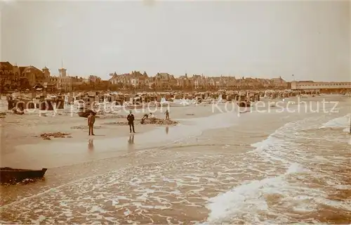 AK / Ansichtskarte 73818100 Warnemuende_Ostseebad Strandleben Warnemuende_Ostseebad