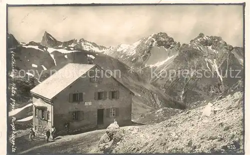 AK / Ansichtskarte  Leutkircherhuette_2251m_St_Anton_Arlberg_Tirol_AT am Almejurjoch 