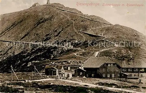 AK / Ansichtskarte 73818333 Riesengebirge_Schlesischer_Teil Schneekoppe mit Riesenbaude 