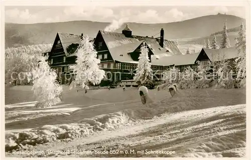 AK / Ansichtskarte  Riesengebirge_Schlesischer_Teil Berghotel Teichmannbaude mit Schneekoppe 