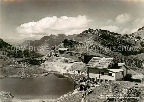 AK / Ansichtskarte Jochpass_2207m_NW mit Jochhuette und Sesselbahn 