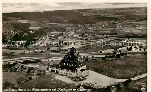 AK / Ansichtskarte  Neuhausen_Erzgebirge Fliegeraufnahme mit Berghaus Schwartenberg Neuhausen Erzgebirge