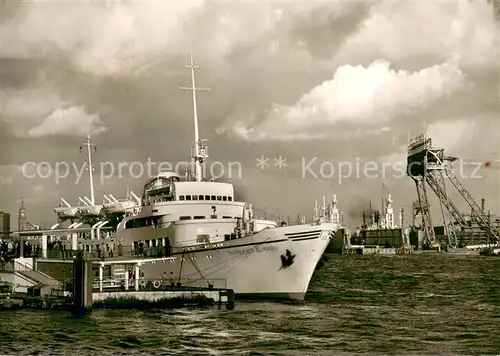 AK / Ansichtskarte 73819418 Dampfer_Oceanliner Seebaederschiff Wappen von Hamburg 