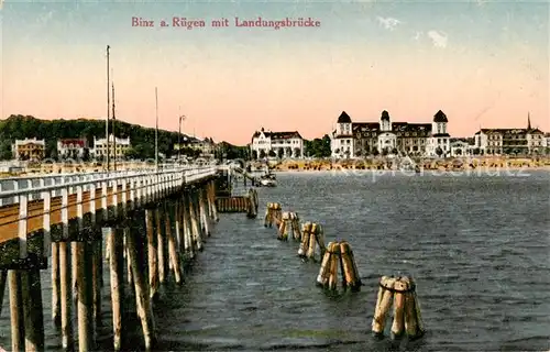 AK / Ansichtskarte  Binz_Ruegen mit Landungsbruecke Binz_Ruegen