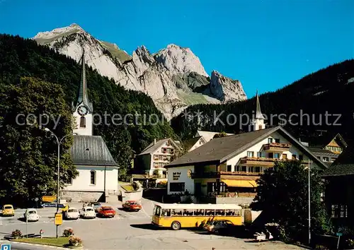 AK / Ansichtskarte  Postbus Wildhaus Obertoggenburg Postplatz Hotel Sonne Schafberg 