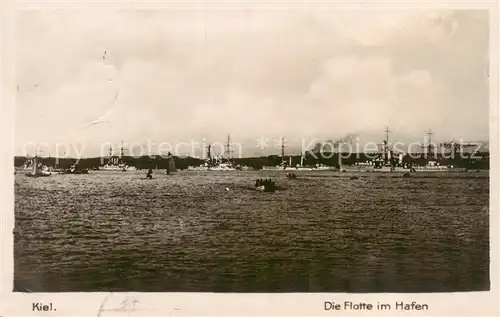 AK / Ansichtskarte  Kiel Die Flotte im Hafen Kiel