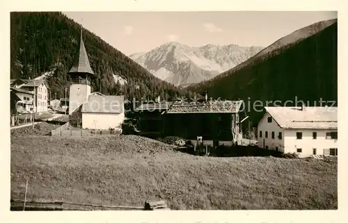 AK / Ansichtskarte Monstein_Davos_GR Dorfpartie mit Blick auf das Gipshorn 