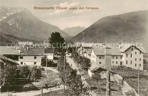 AK / Ansichtskarte  Ehrwald_Tirol_AT Strassenpartie Blick gegen den Fernpass 