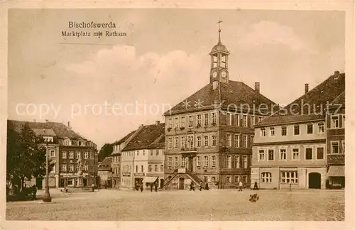 AK / Ansichtskarte  Bischofswerda Marktplatz mit Rathaus Bischofswerda