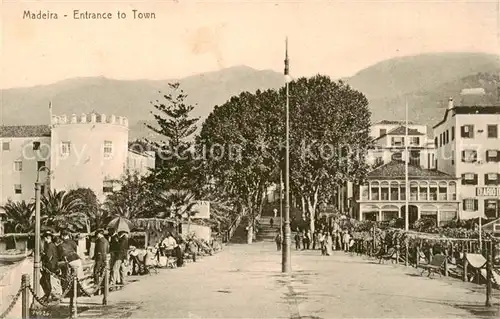 AK / Ansichtskarte  Madeira__Portugal Entrance to Town 