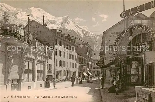 AK / Ansichtskarte 13821687 Chamonix_74_Haute-Savoie Rue Nationale et le Mont Blanc 