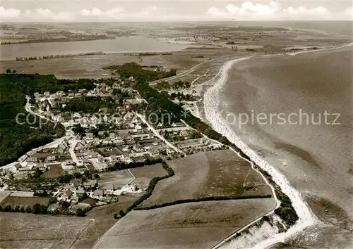 AK / Ansichtskarte  Hohwacht_Ostseebad Fliegeraufnahme Hohwacht_Ostseebad