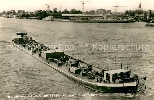 AK / Ansichtskarte  Faehre Tankschiff Brittannia Rotterdam 