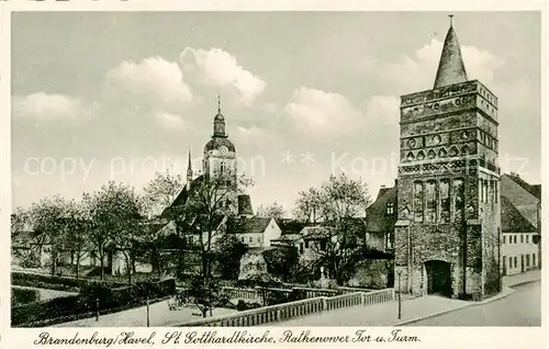 AK / Ansichtskarte 73822093 Brandenburg__Havel St Gotthardtkirche Rathenower Tor und Turm 