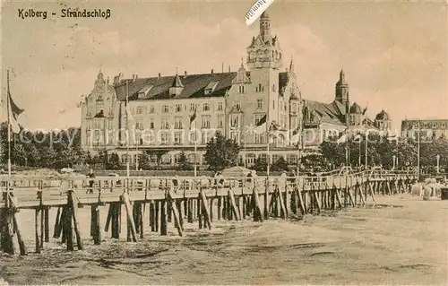 AK / Ansichtskarte  Kolberg__Ostseebad_Kolobrzeg_PL Strandschloss 