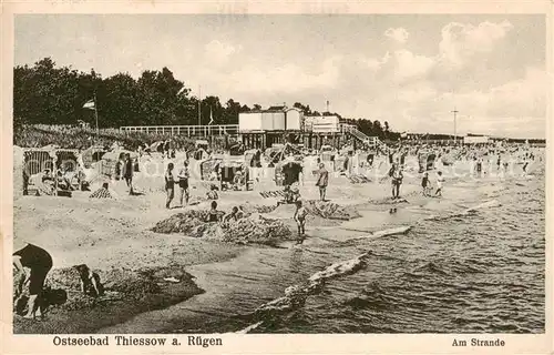 AK / Ansichtskarte 73822392 Thiessow_Ostseebad_Ruegen Strandpartie Thiessow_Ostseebad_Ruegen