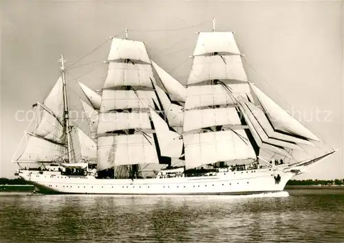 AK / Ansichtskarte 73823131 Segelboote GORCH FOCK Eckernforder Bucht 